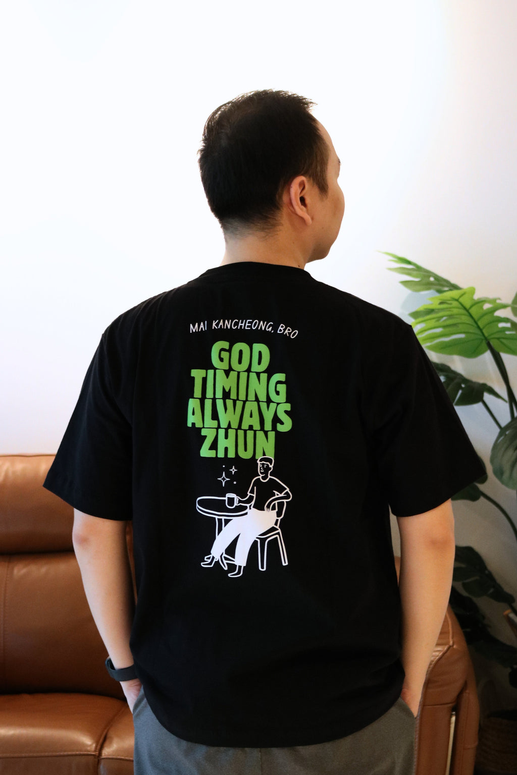 "God timing always zhun" - Oversized Black T-Shirt