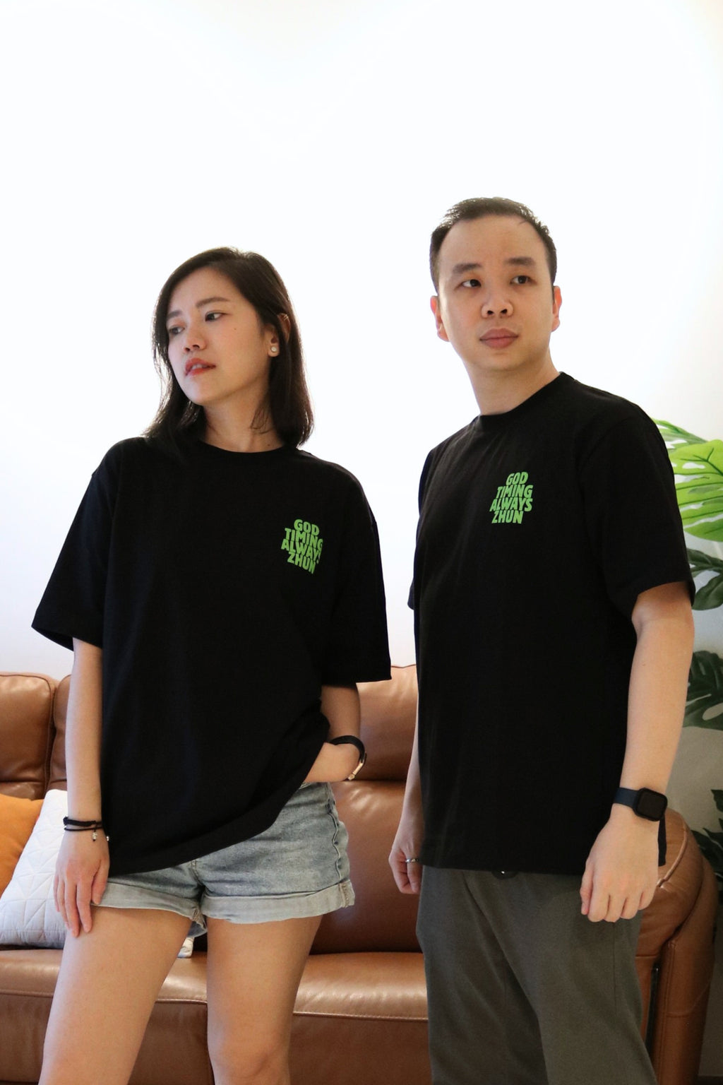 "God timing always zhun" - Oversized Black T-Shirt